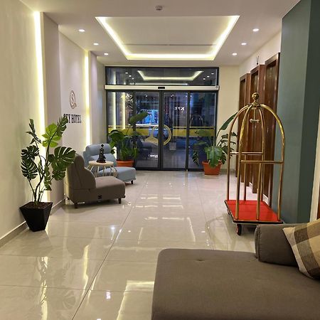 Sky Hotel อคาบา ภายนอก รูปภาพ