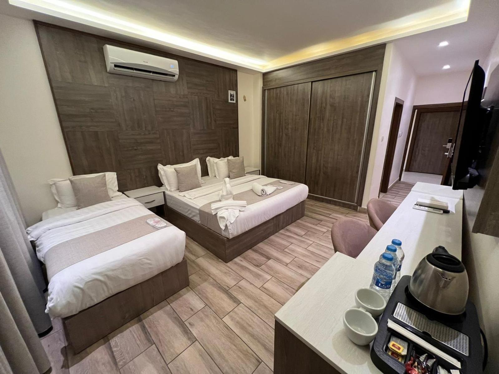 Sky Hotel อคาบา ภายนอก รูปภาพ