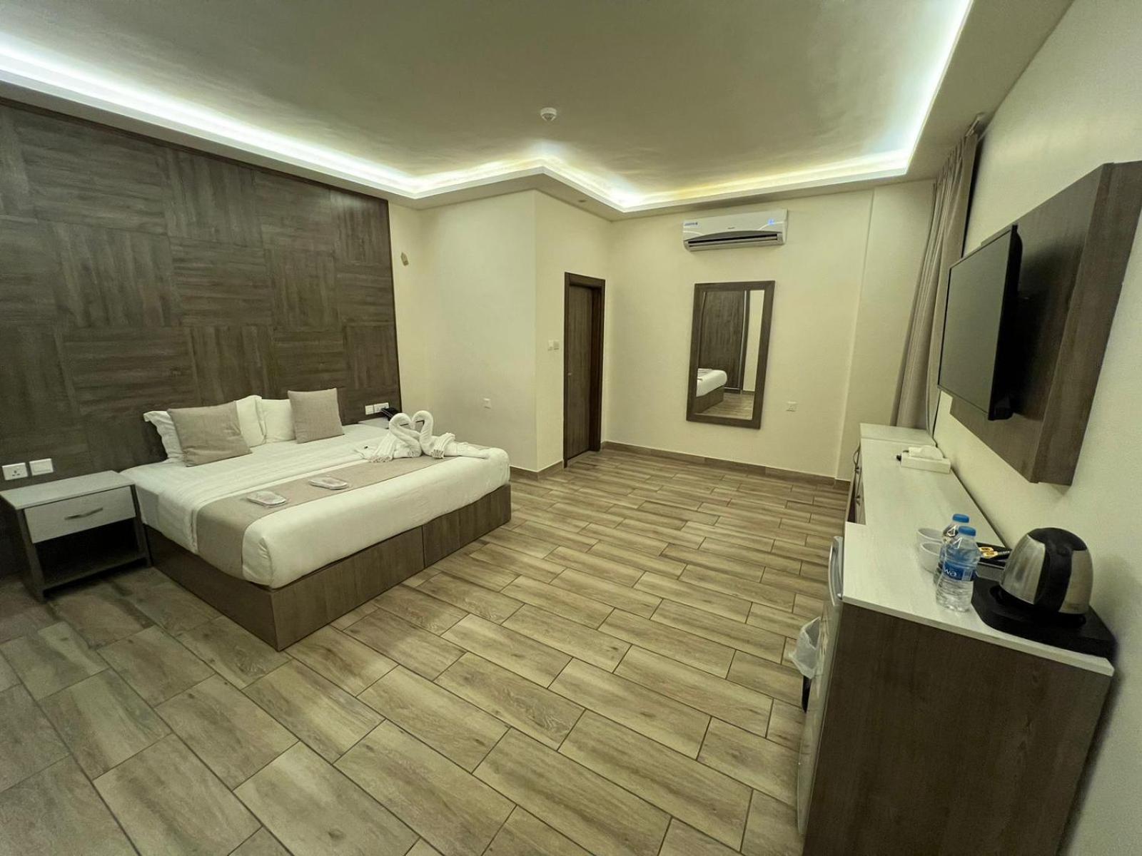 Sky Hotel อคาบา ภายนอก รูปภาพ